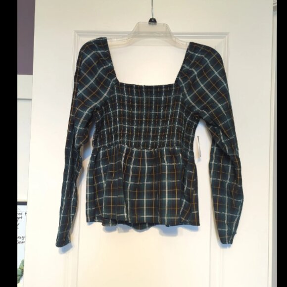 Old Navy Tops - Old Navy Blouse